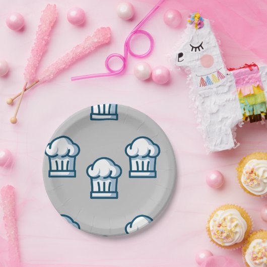 chef-petten op grijs papieren bordje (Feest)