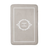Chelsea licht Taupe en wit monogram Badmat (Voorkant Verticaal)