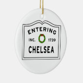 Chelsea, MA Holiday Wreath Metal Ornament (Rechts)