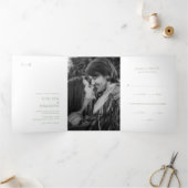 Chelsea Sage Green Moderne bruiloft Drieluik Uitnodiging (Binnen)