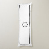 Chelsea zwart-wit monogram lichaamskussen (Achterkant (Verticaal))