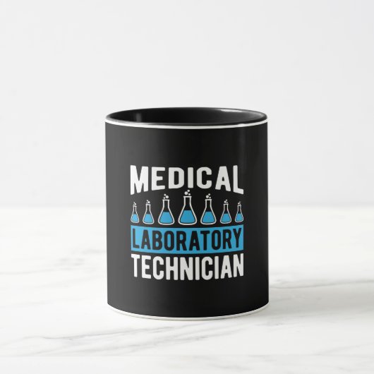Chemicaliëntechnicus van het laboratorium voor tec mok (Midden)