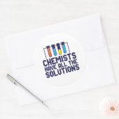 Chemici hebben alle oplossing Funny Science Puns Ronde Sticker (Envelop)