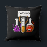 Chemie Experimenten Funny Science Joke Kussen<br><div class="desc">Scheikundeexperimenten Funny Science Joke design for chemistry lovers.</div>
