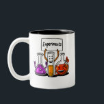 Chemie Experimenten Funny Science Joke Tweekleurige Koffiemok<br><div class="desc">Scheikundeexperimenten Funny Science Joke design for chemistry lovers.</div>