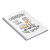 Chemie is als koken, lik gewoon niet op de spoo. notitieboek (Rechterzijde)