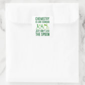 Chemie is als koken vierkante sticker (Tas)