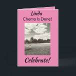 Chemo is klaar om te vieren! Ondersteuning van bor Kaart<br><div class="desc">Spreek uw gelukkige wensen uit aan een overlevende van borstkanker met een "chemo is klaar" boodschap van hoop. De gedurfde zwarte en grijze kaart met roze poppen heeft een inspirerend afbeelding van een meisje dat vliegt. Het positieve vers van geloof, hoop, liefde aan de binnenkant zal je ondersteunende en zorgzame...</div>