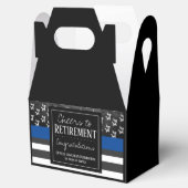 Cheques to Retirement Police Officer Bedankdoosjes (Geopend)