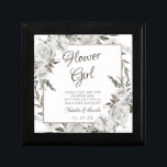 Cherish Bloemenmeisje Quote gepersonaliseerd Cadeaudoosje<br><div class="desc">Cherish White Bloemen & Roos Goud geschilderde Rozen en bloemen. Een klassieke en elegante look, en veel grijs, ivoorwit, Roos goud, stoffig roze, dennengroen en grijs bladeren en bladeren. Met handgeschilderde bloemelementen, klassieke scriptlettertypen en een elegante Rozen gouden glitter Folie geometrisch vierkant Lijst op een houtskool donkergrijze kleur bewerkbare achtergrond-...</div>