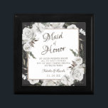 Cherish Maid of Honor Quote Gepersonaliseerd Cadeaudoosje<br><div class="desc">Cherish White Bloemen & Roos Goud geschilderde Rozen en bloemen. Een klassieke en elegante look, en veel grijs, ivoorwit, Roos goud, stoffig roze, dennengroen en grijs bladeren en bladeren. Met handgeschilderde bloemelementen, klassieke scriptlettertypen en een elegante Rozen gouden glitter Folie geometrisch vierkant Lijst op een houtskool donkergrijze kleur bewerkbare achtergrond...</div>