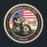 Cherohala Skyway National Schilderachtig Byways Mo Magneet<br><div class="desc">Cherohala Skyway gemaakt in een ,  in nood verkerend stijlembleem. Het is een beroemde Nationale Schilderachtig Byway gevonden in North Carolina en Tennessee.</div>