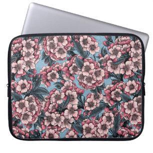 Cherry bloesem in roze en blauw laptop sleeve