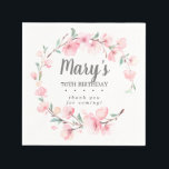 Cherry Blossom 70th Birthday Servet<br><div class="desc">Mooie roze kersbloesems en sage green creëer a rustic wreath om een 70ste verjaardag te vieren. De naam van de verjaardagsfeestdag staat in het centrum,  70ste verjaardag en een dankbetuiging.</div>