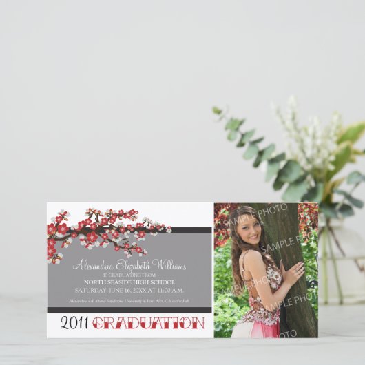 Cherry Blossom Afstuderen Aankondiging (zwart) (Staand voorkant)