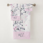 Cherry Blossom Dusky Pink Mauve Monogram Bad Handdoek (Insitu)