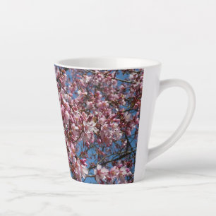 Cherry Blossom en Blue Sky Spring Floral Latte Mok