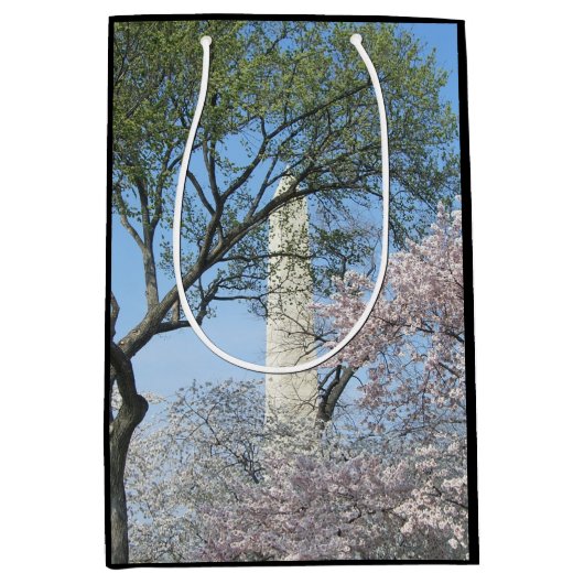 Cherry Blossom en het Washington Monument in DC Medium Cadeauzakje (Voorkant)