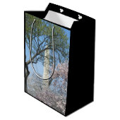 Cherry Blossom en het Washington Monument in DC Medium Cadeauzakje (Achterkant Gekanteld)