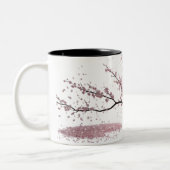 Cherry Blossom Harmony – Elegant Tweekleurige Koffiemok (Links)