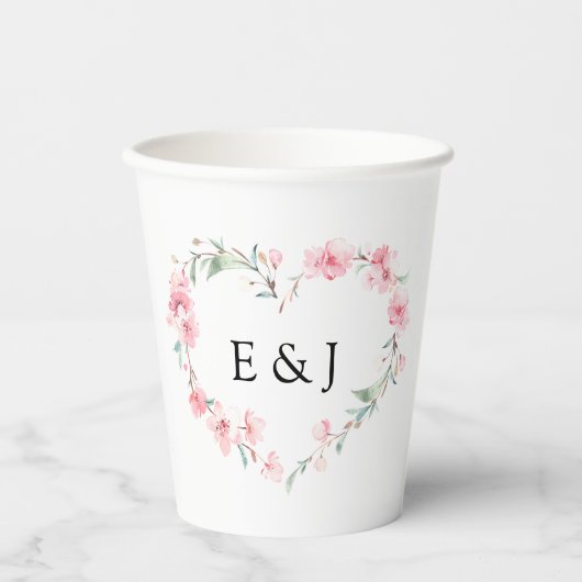 Cherry Blossom Hart Monogram Bruiloft Papieren Bekers (Voorkant)