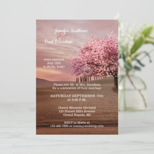 Cherry Blossom Orchard na huwelijksuitnodiging Kaart (Staand voorkant)