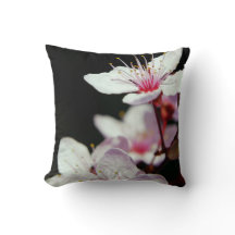 Cherry Blossom Sierkussen