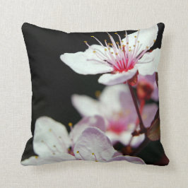 Cherry Blossom Sierkussen