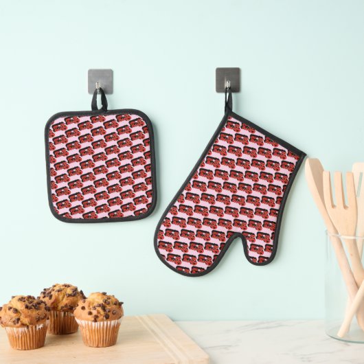 Cherry Bomb Oven Mitt & Pot Houder Set (Insitu(Ophanging))