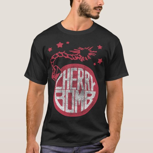 Cherry Bomb T-shirt (Voorkant)