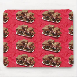 Cherry Chocolate Marshmallow Fudge op een Bord Muismat