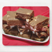 Cherry Chocolate Marshmallow Fudge op een Bord Muismat (Voorkant)
