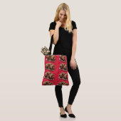 Cherry Chocolate Marshmallow Fudge op een Bord Tote Bag (Op model)