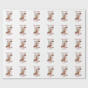 Cherry eerste gelukkige verjaardagsfoto kinder mod cadeaupapier