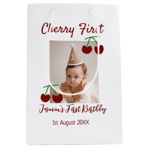 Cherry eerste gelukkige verjaardagsfoto kinder mod medium cadeauzakje