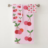 Cherry Fruit Pattern in roze and Red Personalized Bad Handdoek (Insitu)