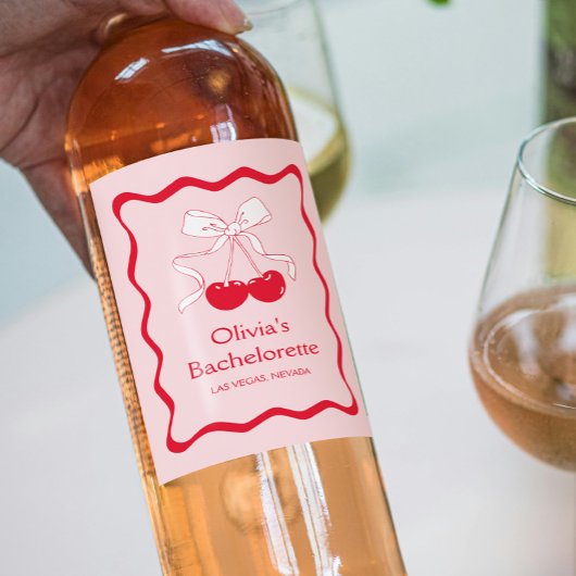 Cherry op top vrijgezellenfeest wijn etiket