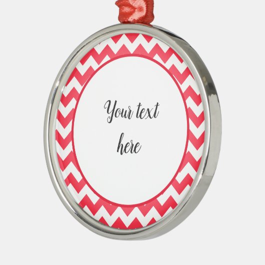 Cherry Red Chevron Zigzag Metalen Ornament (Links)
