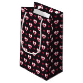 Cherry Red en White Double Hearts Pattern Gift Bag Klein Cadeauzakje (Achterkant Gekanteld)