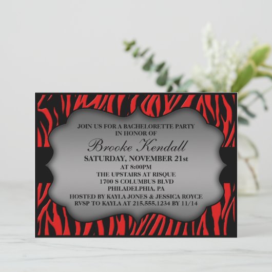 Cherry Red Wild Night Zebra Bachelorette Party Kaart (Staand voorkant)