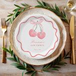 Cherry roze coquette baby shower aangepast papieren bordje<br><div class="desc">Cherry roze boog coquette grillige baby meisje baby shower monogrammed papier borden sjabloon,  leuke kersen met een boog lint rand baby shower gepersonaliseerde papier borden,  kersen baby shower op maat papier borden zomerfruit baby shower gepersonaliseerde tafel decor kersen baby shower partij benodigdheden</div>
