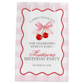 Cherry Sweet Pink Coquette Boog Verjaardagsgunsten Medium Cadeauzakje (Achterkant)