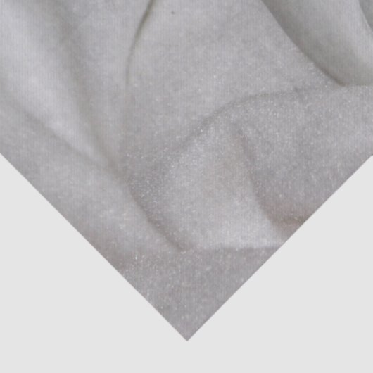 cherub in wit papieren zakdoekje tissuepapier (Detail)