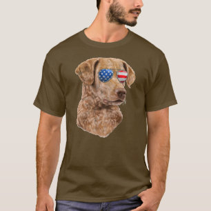 Chesapeake Bay Retriever Amerikaans Vlag op de vie T-shirt