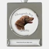 Chesapeake Bay Retriever Moeder 2 Verzilverd Banner Ornament (Voorkant)