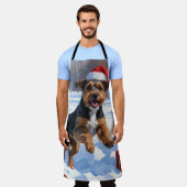 Chesapeake Bay Retriever Sneeuw met Kerstmis Pet Schort (Gedragen)