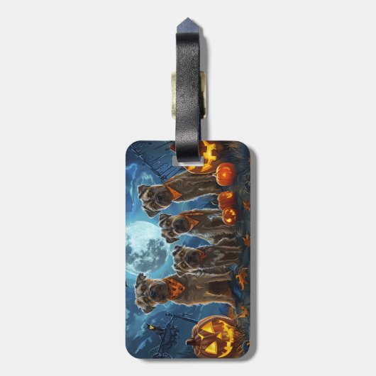 Chesapeake Bay Terrier Halloween Spooky Bagagelabel (Achterkant verticaal)