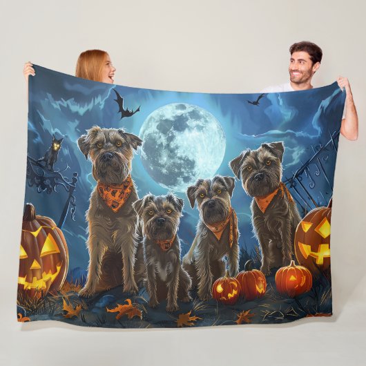 Chesapeake Bay Terrier Halloween Spooky Fleece Deken (In situ)