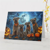 Chesapeake Bay Terrier Halloween Spooky Kaart (Gele Bloem)