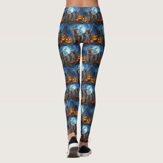 Chesapeake Bay Terrier Halloween Spooky Leggings (Achterkant)